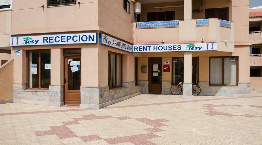 Recepción de Apartamentos Tesy