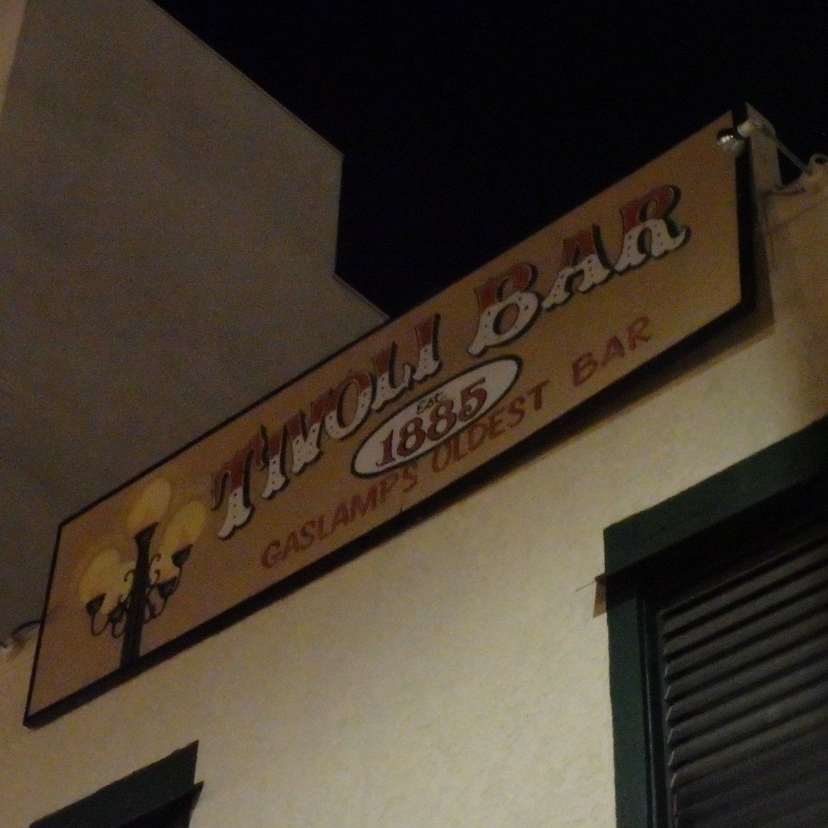 TIVOLI BAR (San Diego): Ce qu'il faut savoir pour votre visite (avec ...