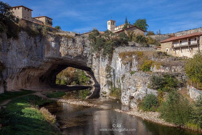 Imagen 6 de Puente Natural Sobre El Río Nela