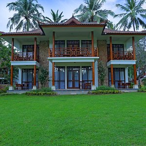 Holiday Resort Lombok, hotel in Lombok