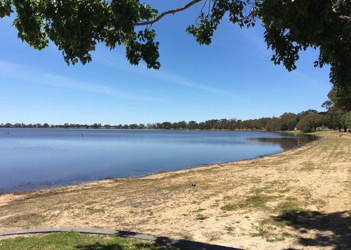 Lake Wallace