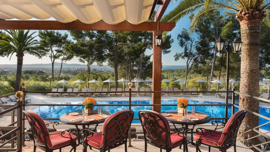 Pool Bar Sa Font 