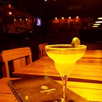 Ambiente para você dizer: Porque eu mereço. Drink Margarita.