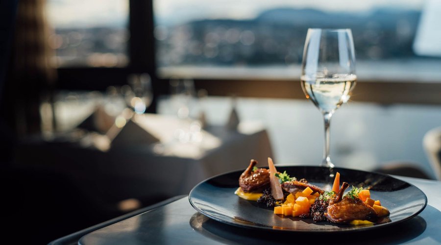 The Point - Hobart's only restaurant with consistent window seating