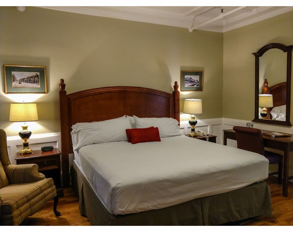 Thayers Inn Hotel by null