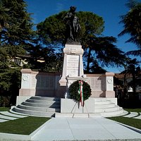 Monumento ai Caduti della Prima e della Seconda Guerra Mondiale