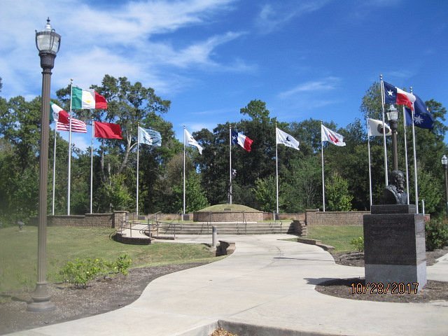 Lone Star Monument and Historic Flag Park image