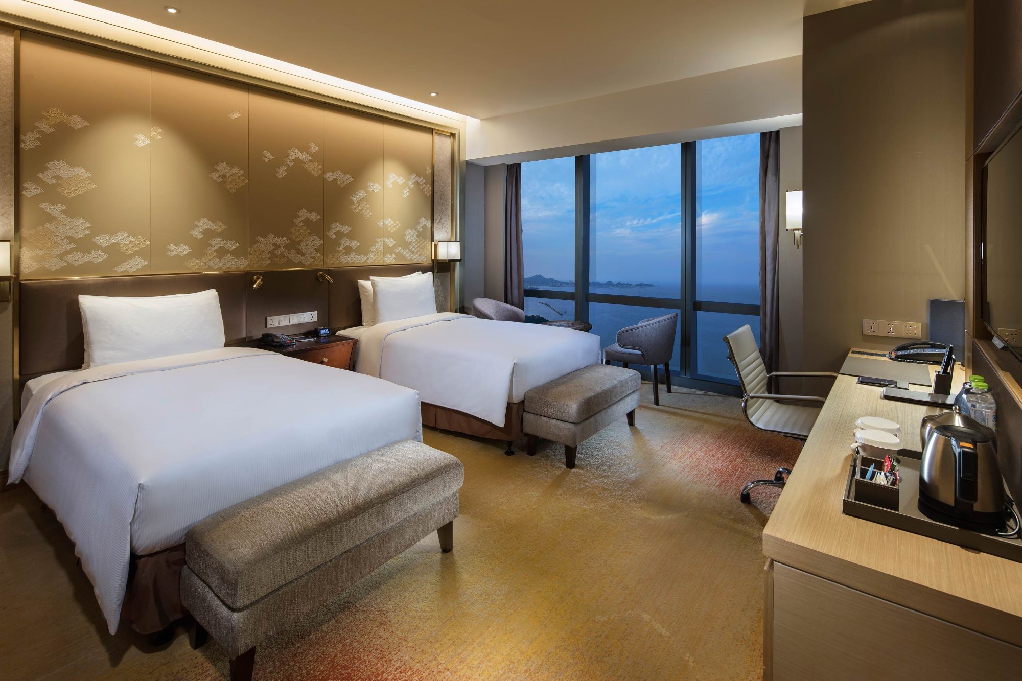 Hotel photo 1 of Hilton Yantai.