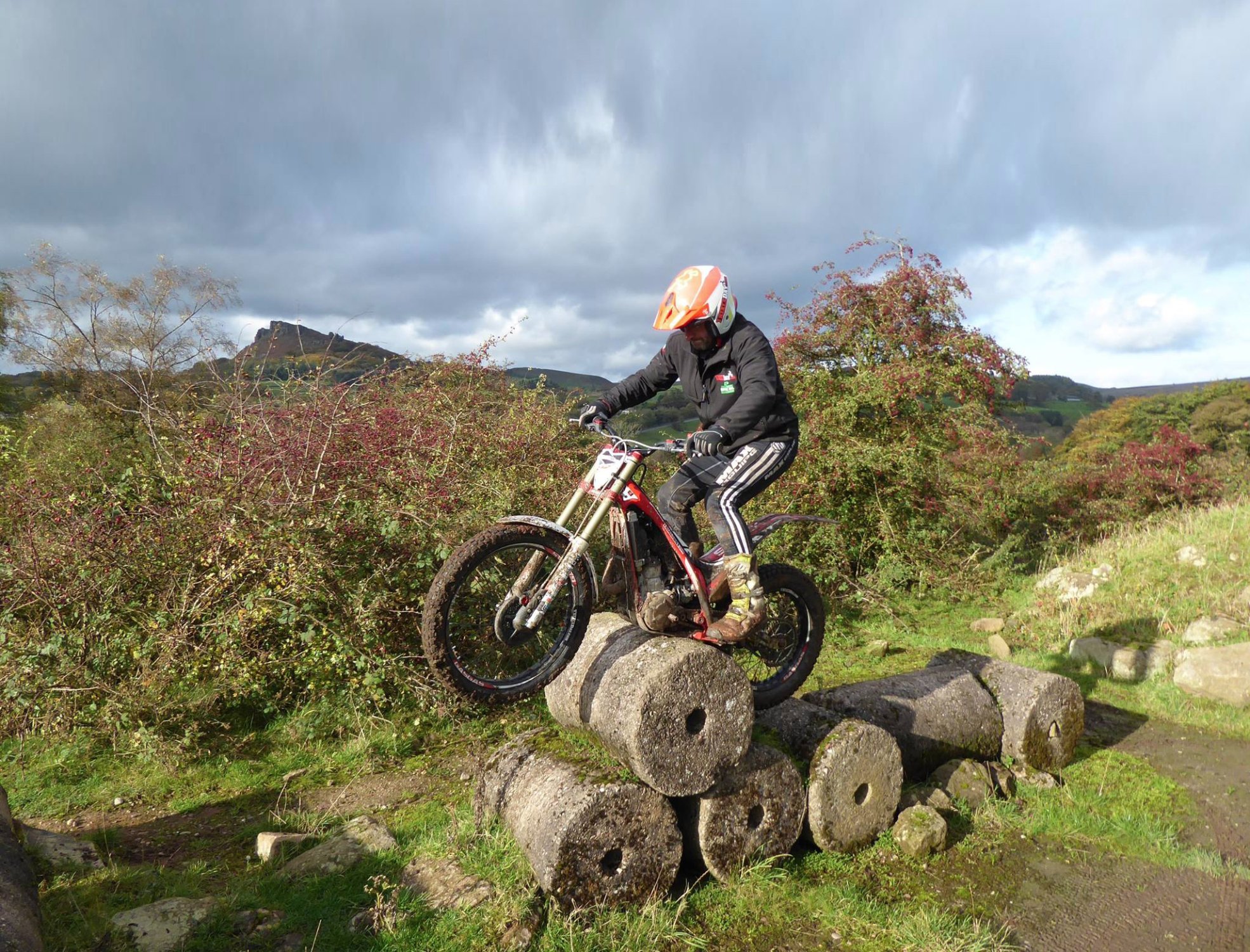 Motorcycle trials outlet riding