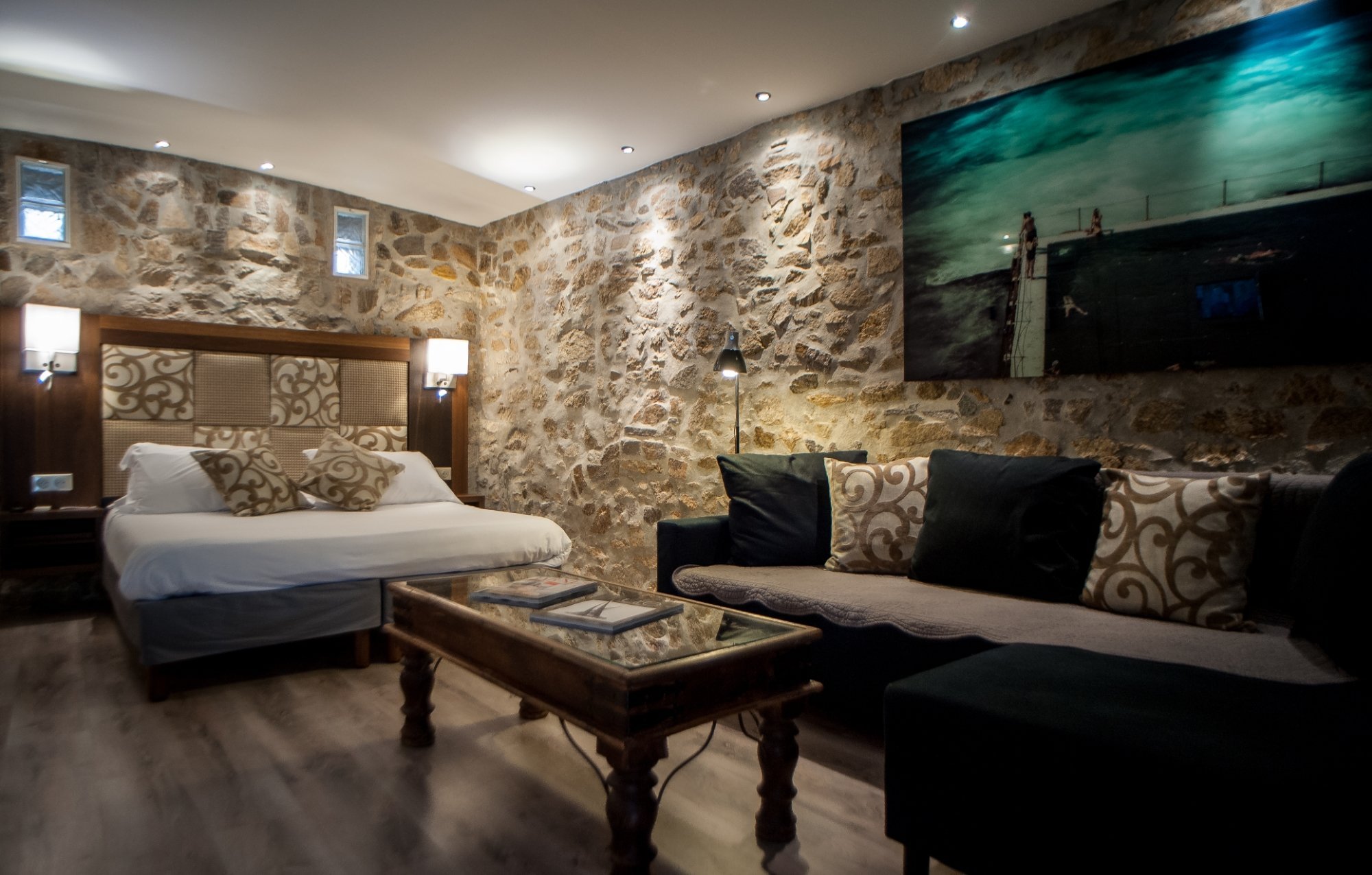 B Lodge Hôtel by null