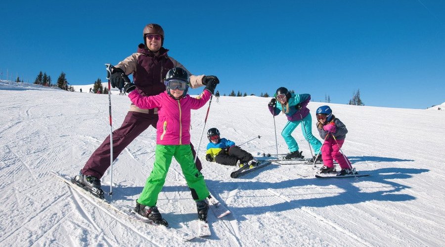 Skifahren mit der ganzen Familie auf der Skischaukel Großarltal-Dorfgastein, in Ski amadé