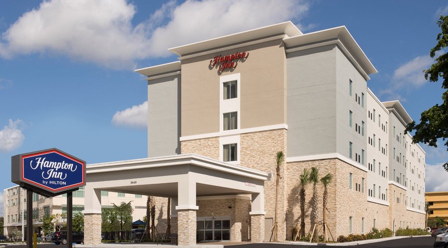 Hampton Inn Miami Airport East