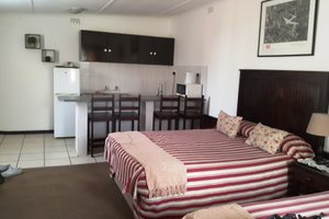 Room & Suite