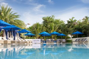 Piscine et plage