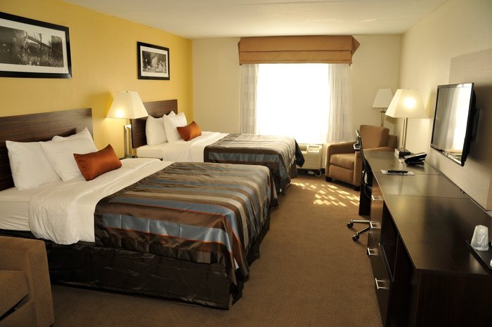 Wingate by Wyndham Bowling Green Rooms: Pictures & Reviews - Tripadvisor