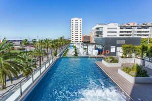 Piscina e praia