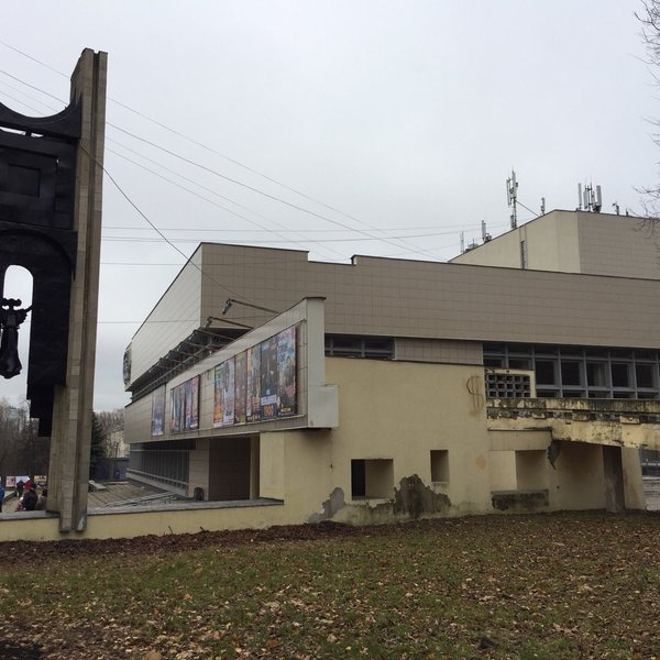 Тюз новгород. Театр юного зрителя Нижний Новгород. Нижегородский театр ТЮЗ. ТЮЗ Нижний Новгород зал. Театр юного зрителя Горького.