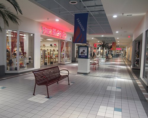 THE BEST Las Vegas Factory Outlets (Updated 2023) - Tripadvisor