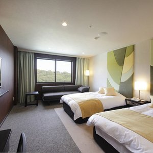 ラグジュアリーツイン　-	Luxury twin room -