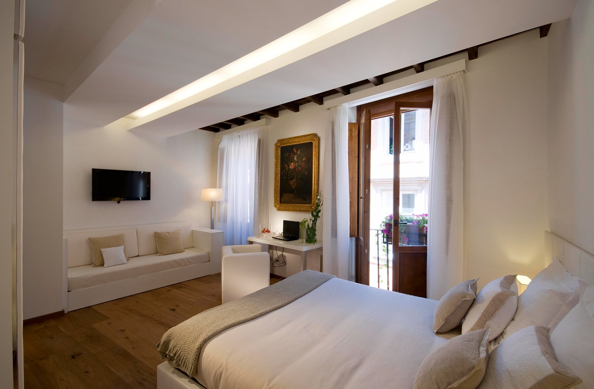 Gigli d'Oro Suite Hotel by Google