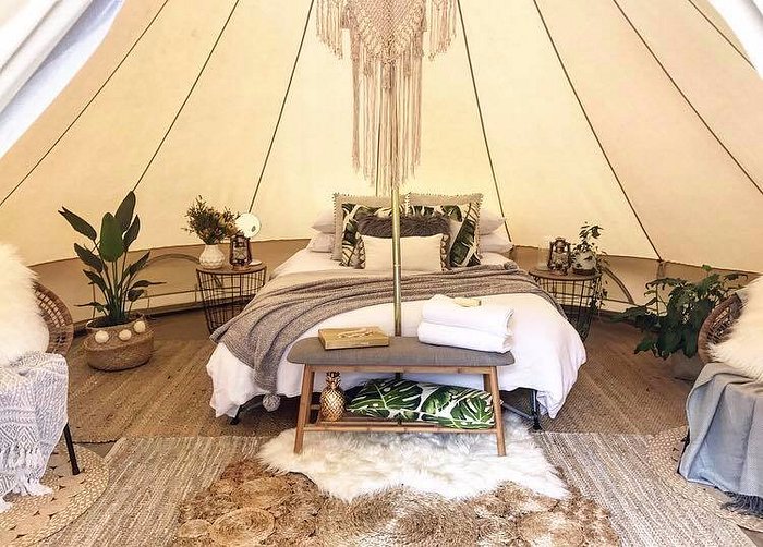 Glamping – The Glamorous World of Camping!