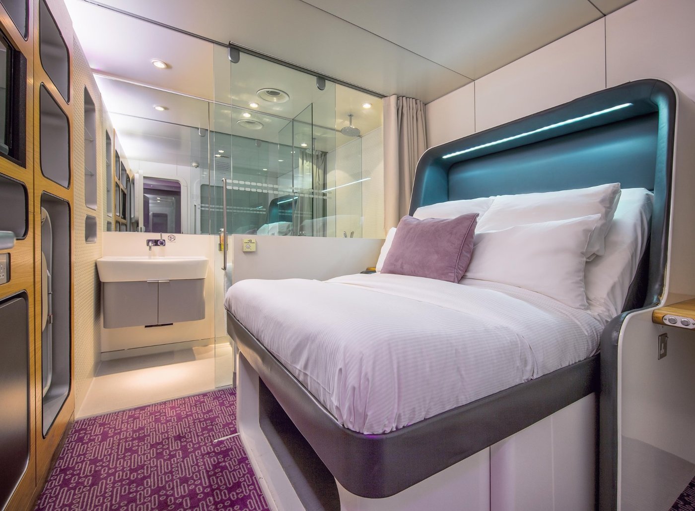 YOTELAIR LONDON GATWICK - Updated 2023 Reviews (Crawley)