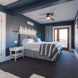 Room #7.