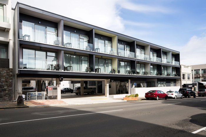 The Metrotel Motel
