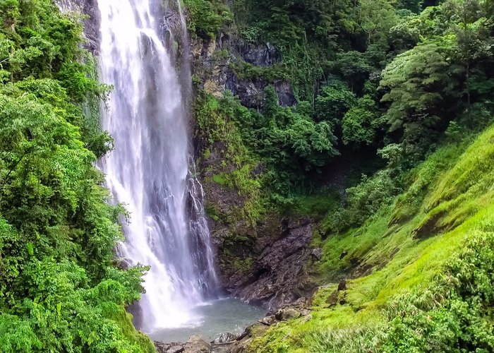 The main plunge of Bolan-ogan Falls