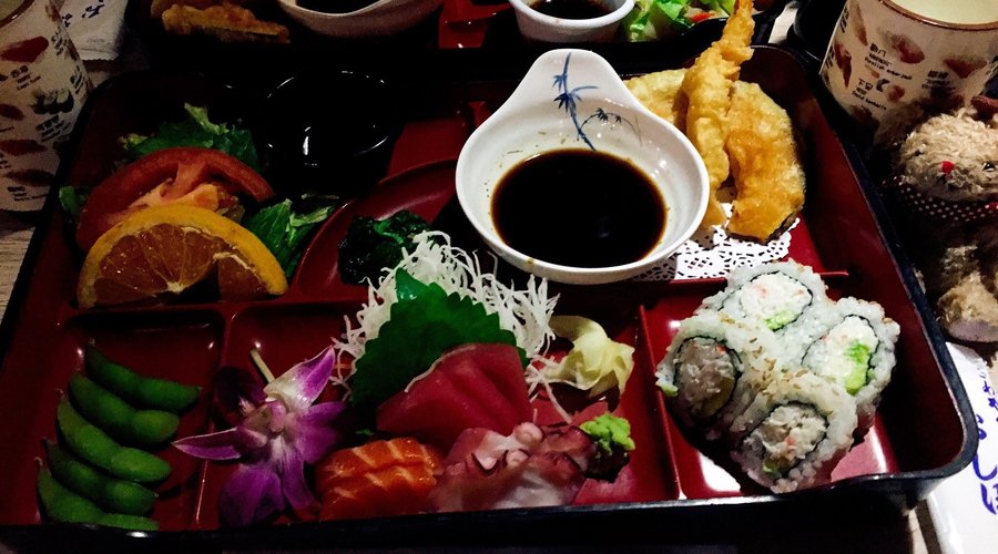 Akaihana Sushi and Grill