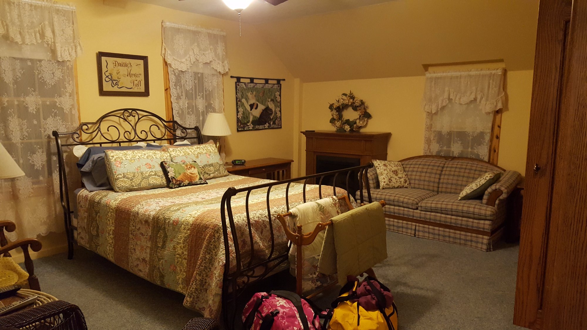 VILLAGE GUEST SUITE - B&B Reviews (Amana, Iowa) - Tripadvisor