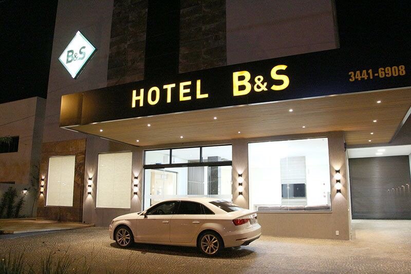 HOTEL B&S (NOVA ANDRADINA): 38 Fotos, Comparação De Preços E 40 ...