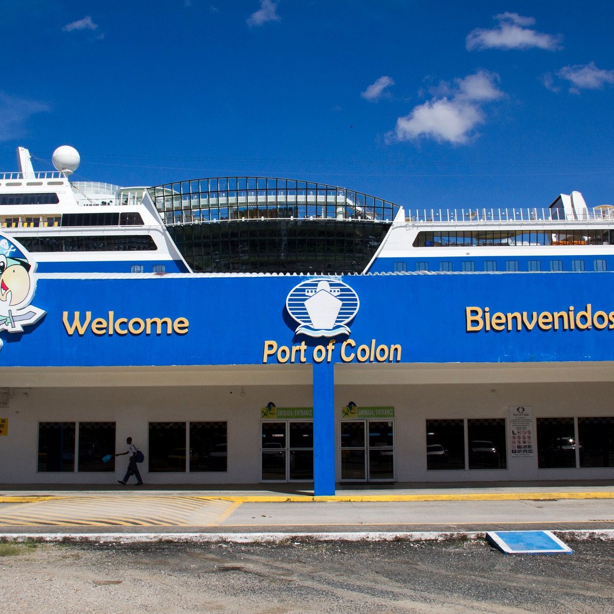 airport near colon panama cruise port