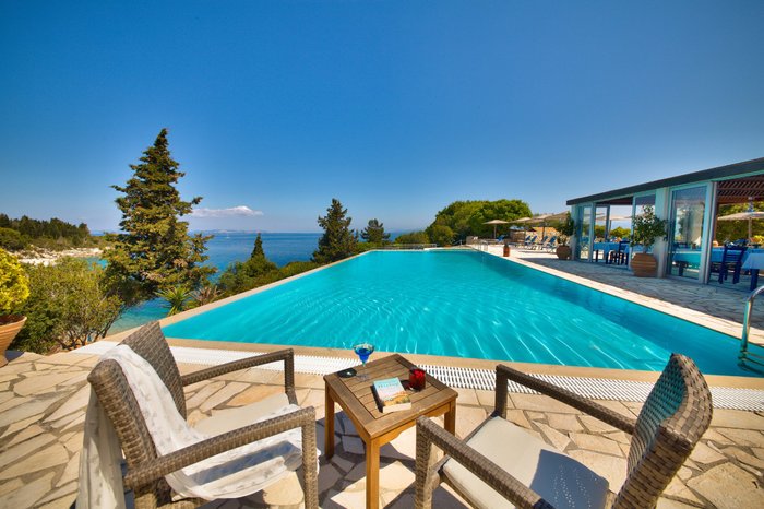 GLYFADA BEACH VILLAS & RESTAURANT - Updated 2024 Reviews, Photos & Prices