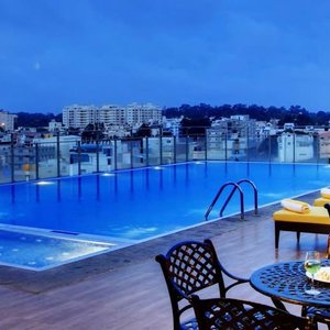 Hotel Royal Orchid Bangalore, hotel in Bengaluru