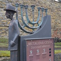 The Mlada Boleslav Metail trail at the Jewish cemetry