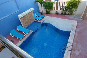 Piscine et plage