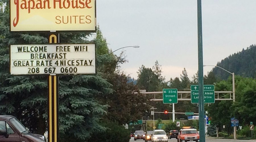 Convenient access to I - 90 and downtown lake drive 