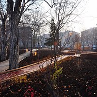 Прекрасный сквер удивительному путешественнику и первооткрывателю.