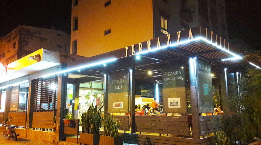 Venha experimentar a melhor pizza da capital! Também temos massas caseiras e sobremesas italiana