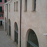 Facciata laterale destra