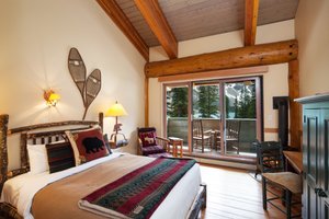 Room & Suite