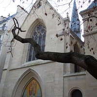 Façade et clocher de l'église