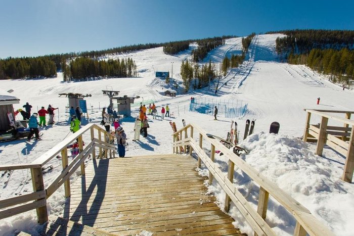Suomu Fell skiresort  in Kemijärvi by the Arctic circle.