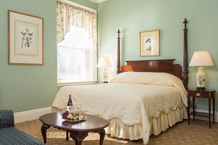 MIDDLEBURY INN - Updated 2024 Prices & Hotel Reviews (VT)