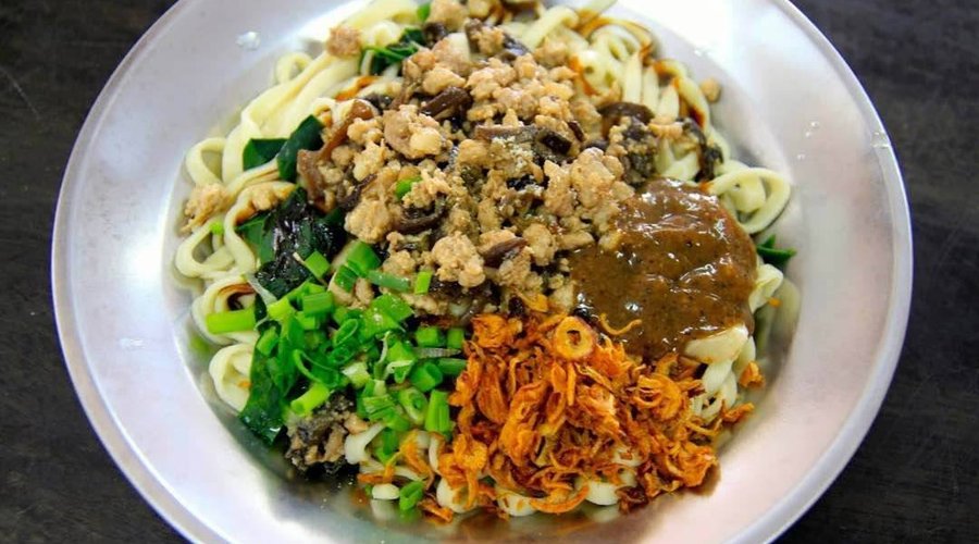 Black Pepper Pan Noodle