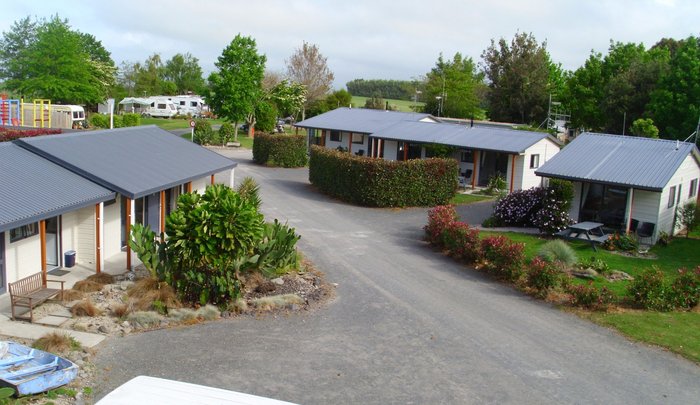 MAKETU HILLTOP HOLIDAY PARK - Lodge Reviews (New Zealand)