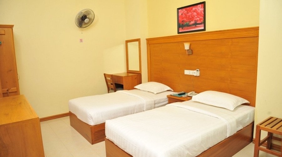 Standard Twin Bed Room