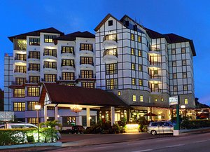 Hotel De' La Ferns in Tanah Rata, image may contain: Hotel, Neighborhood, Condo, City