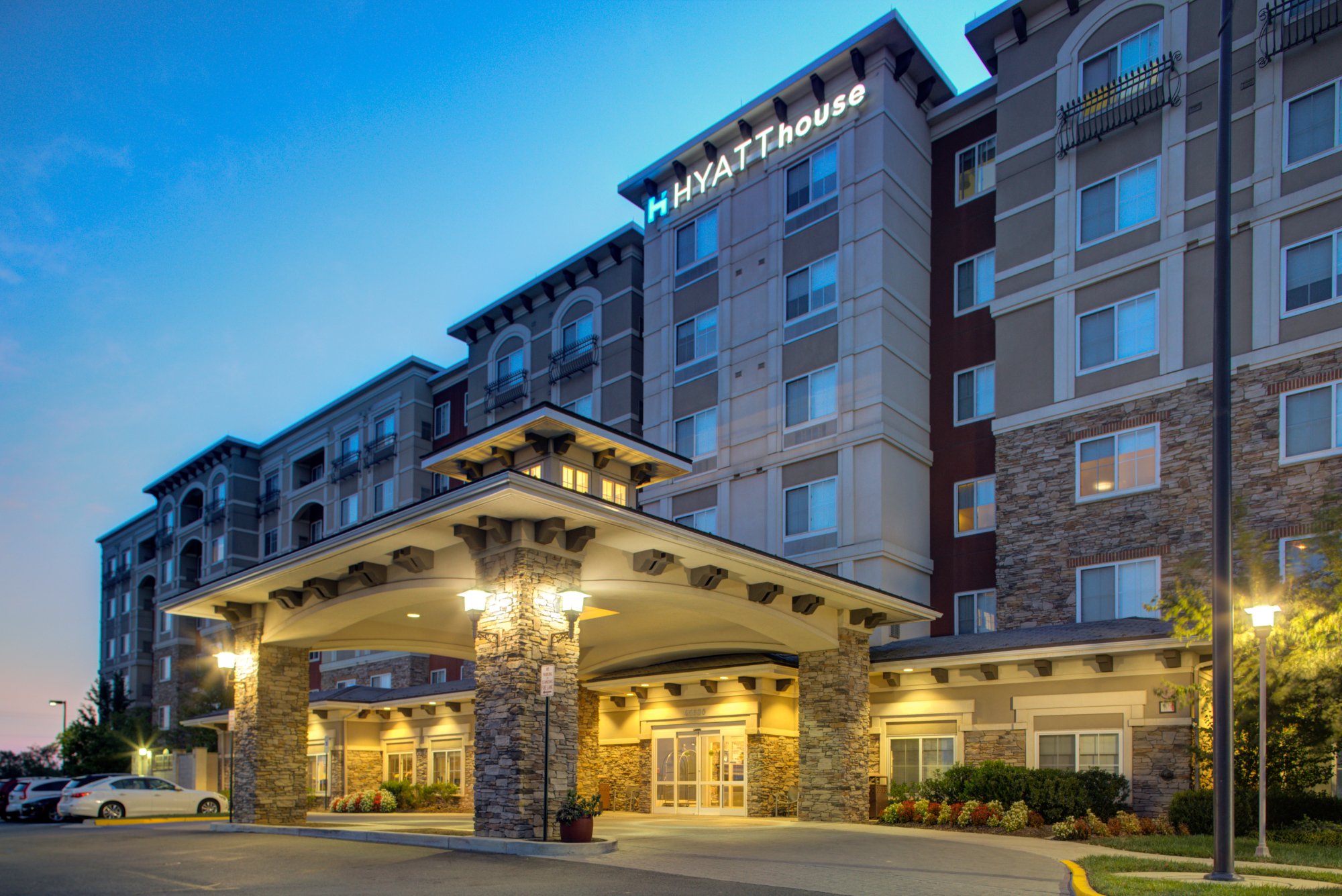 Hotel photo 10 of HYATT house Sterling/Dulles Airport-North.